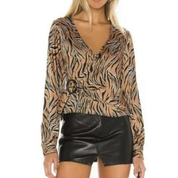 Nwt Line + Dot Layette V-Neck Animal Print Blouse M Womens - Picture 1 of 12